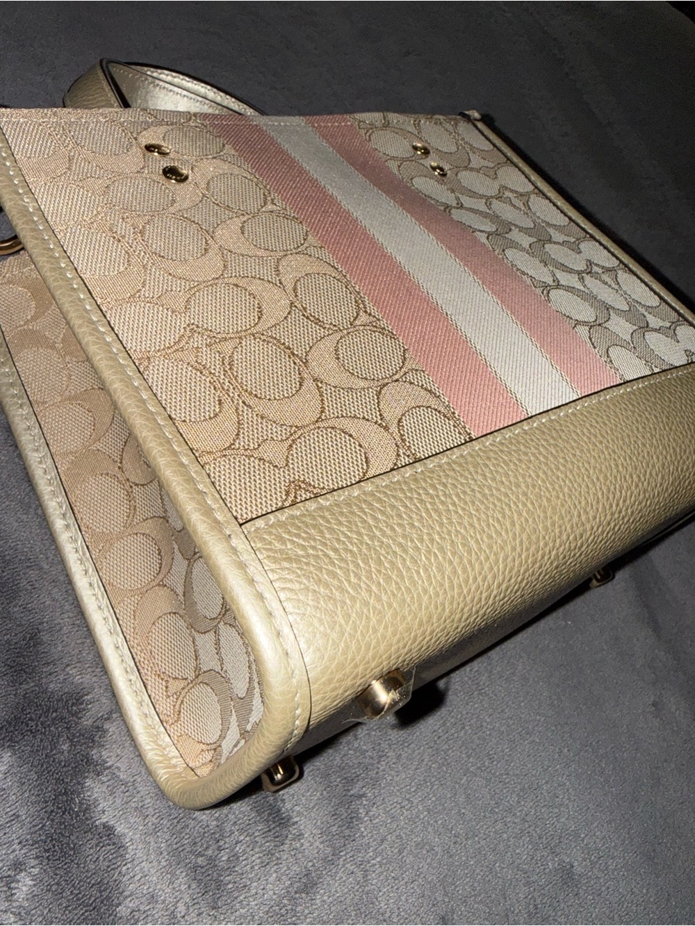 NWT COACH Mini Dempsey Tote 22 Signature Jacquard. Soft Gold/Khaki/Pink/Goldtone - Picture 8 of 13
